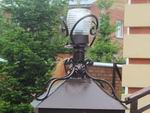 Кованый железный уличный фонарь художественная ковка в Омске
